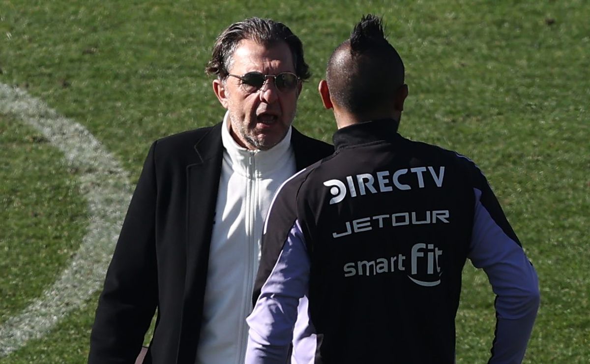 Colo Colo frena a Arturo Vidal: la respuesta de Blanco y Negro a la negativa a traer refuerzos