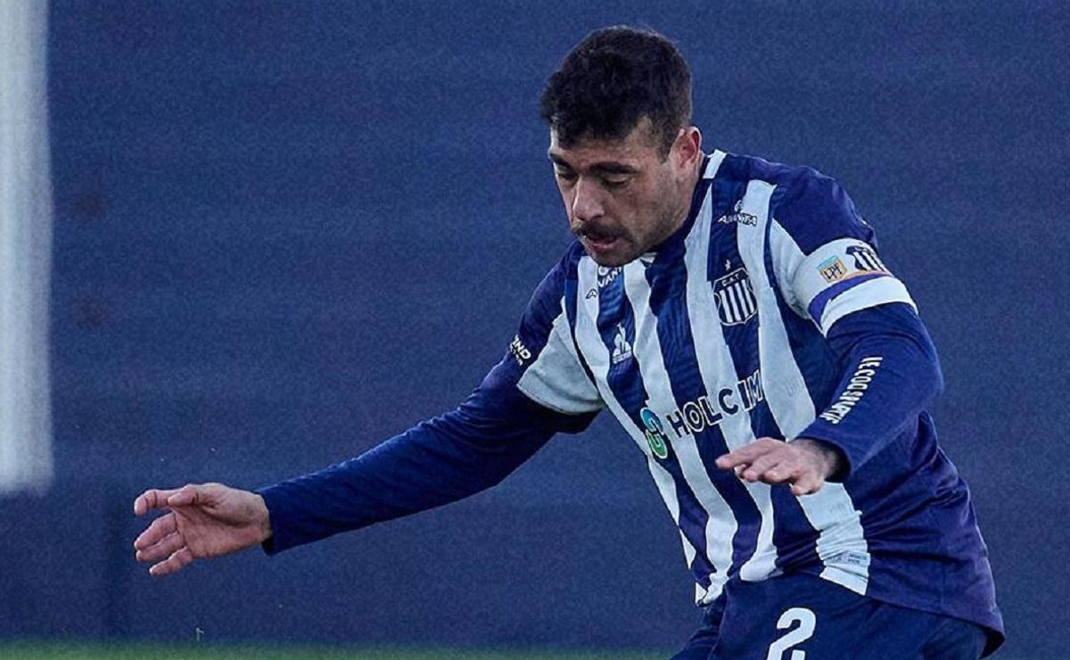 ¿Al fútbol chileno? La radical medida de Talleres de Jorge Sampaoli con Matías Catalán