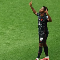 Minuto a minuto: Canadá golea a Qatar con polémicas de Garay
