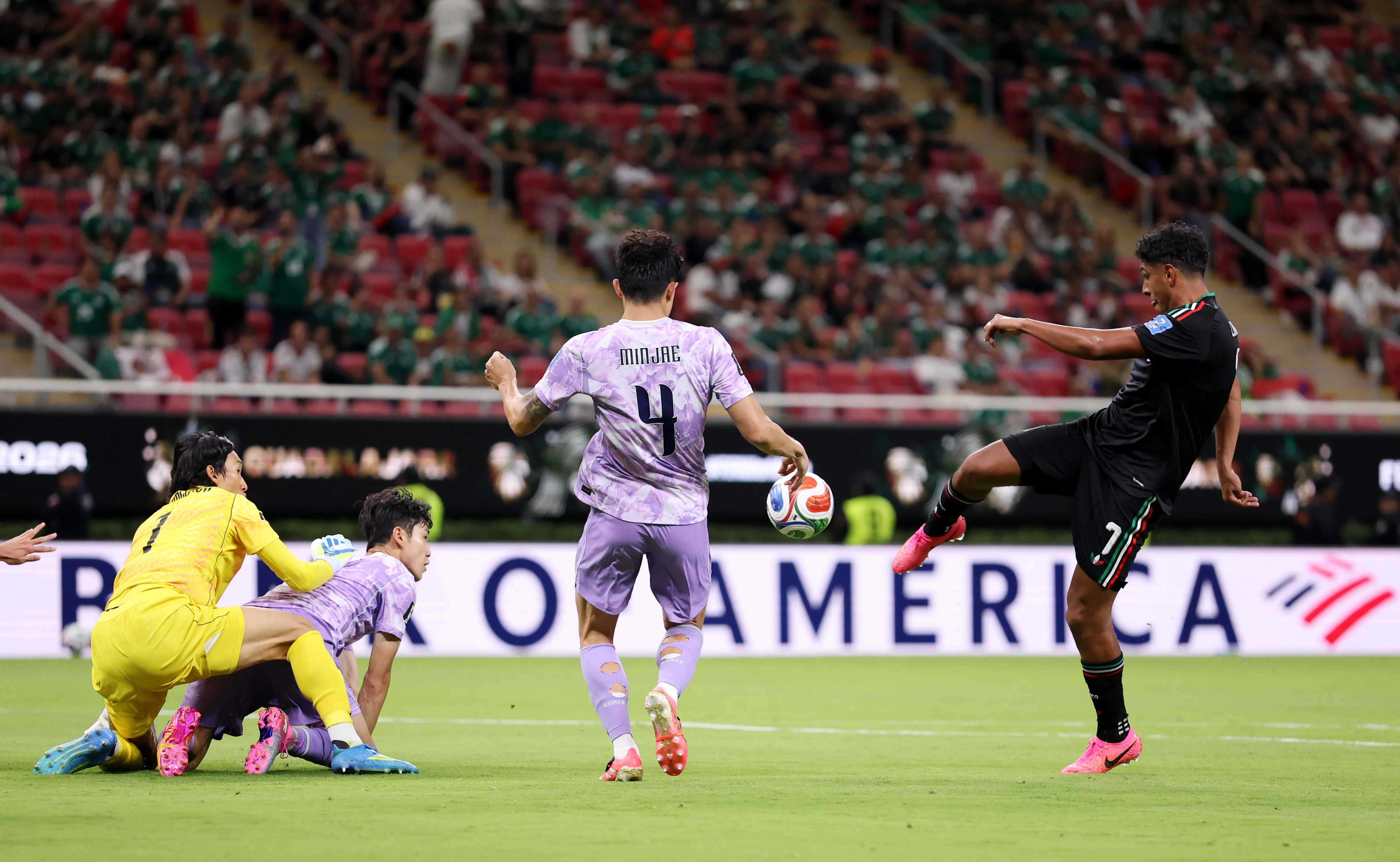 Luis Romo marcó el único gol de México ante Corea del Sur. (Photo by Luke Hales/Getty Images)
