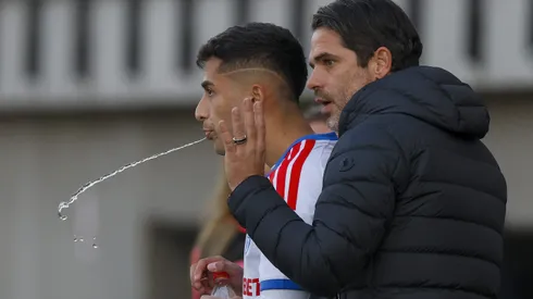 Gago cortó a Assadi en la U de Chile y lo señaló públicamente