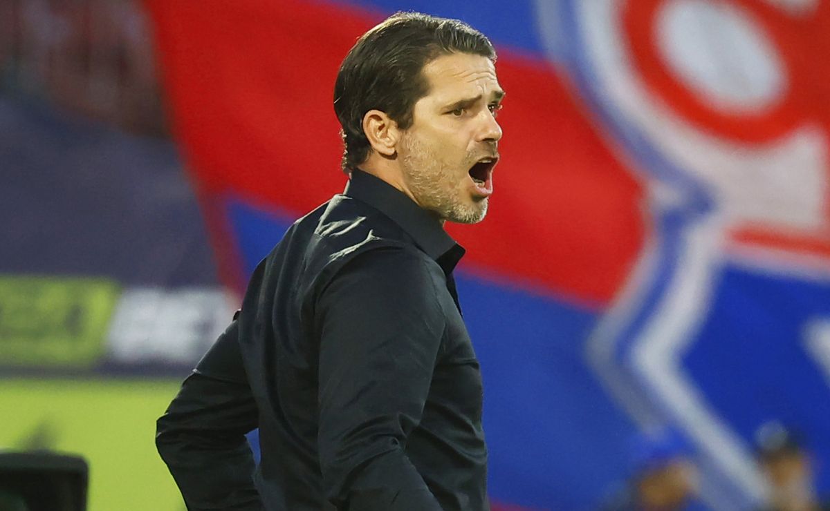 Confirman la gravedad en la salud de Fernando Gago en U de Chile: “Infarto agudo al miocardio”