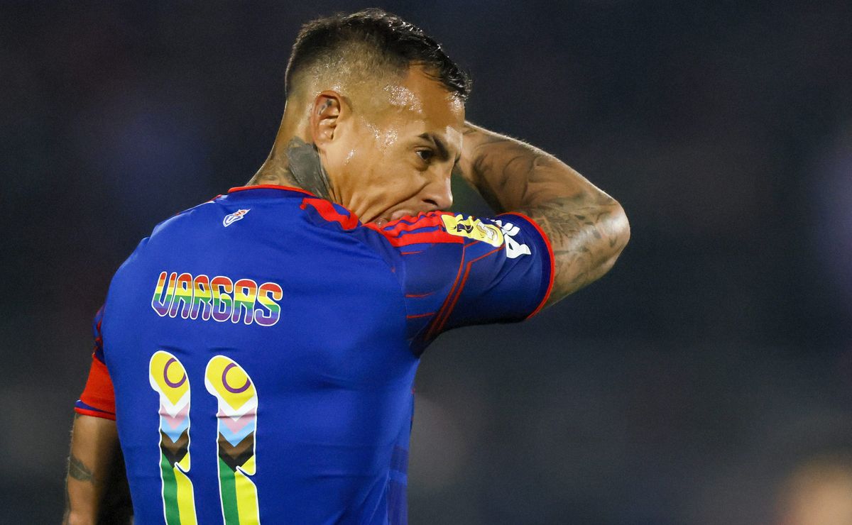 El motivo por el que Eduardo Vargas quedó fuera del estreno de la U por la Copa Chile