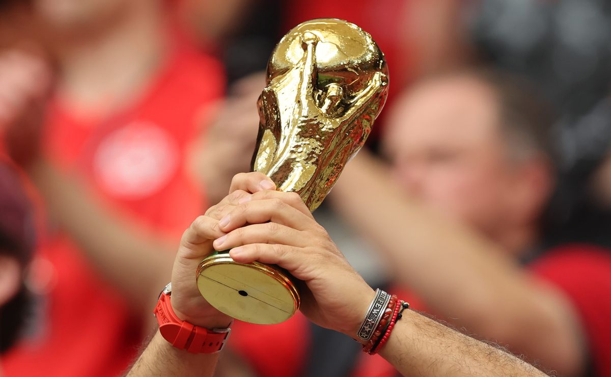 A puro fútbol: los tres partidos que dará Chilevisión del Mundial 2026 en el día del padre