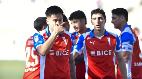 Palavecino marcó el primer tanto de la UC en Copa Chile.