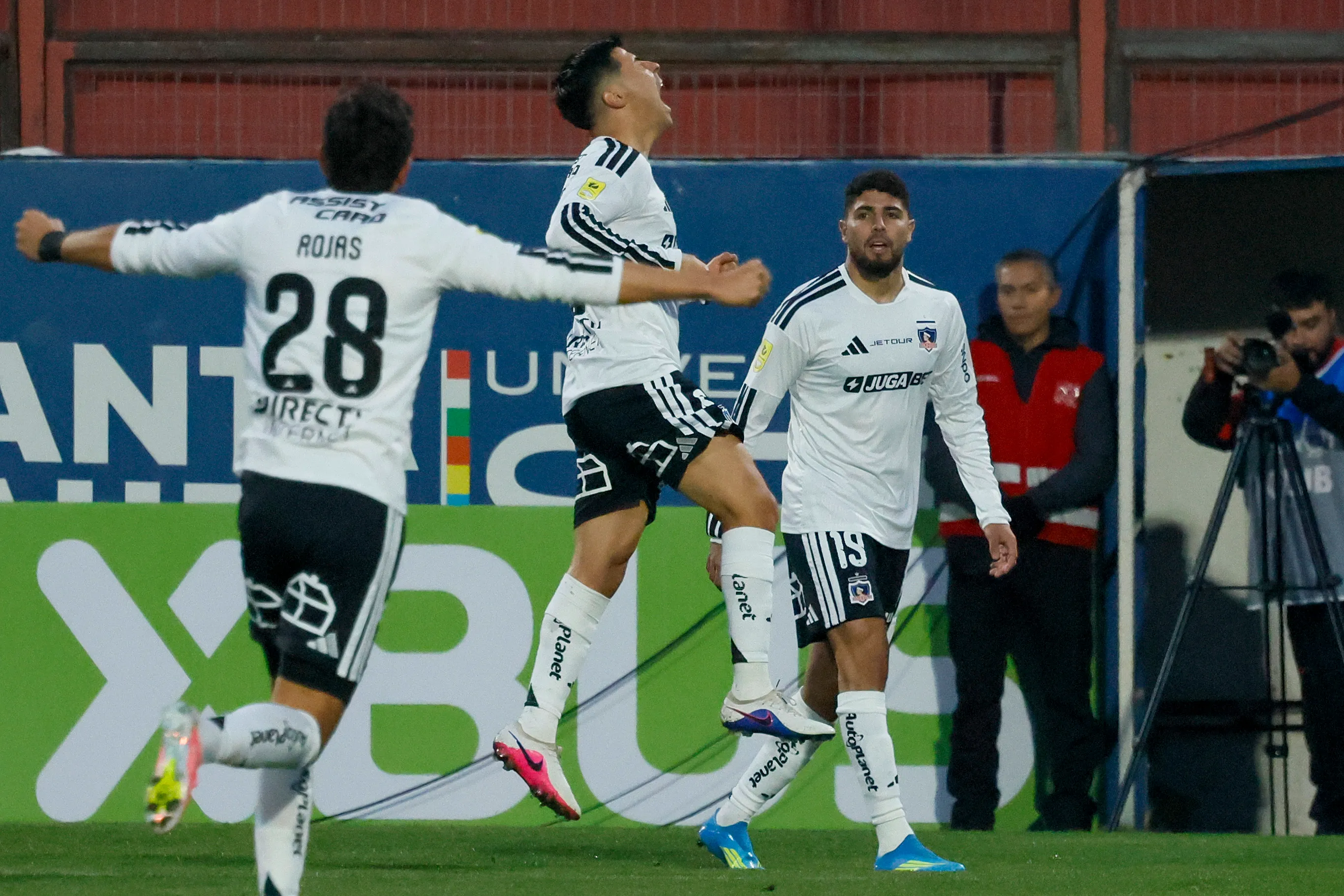 Colo Colo sigue roncando fuerte en la competencia. Foto: Andres Pina/Photosport