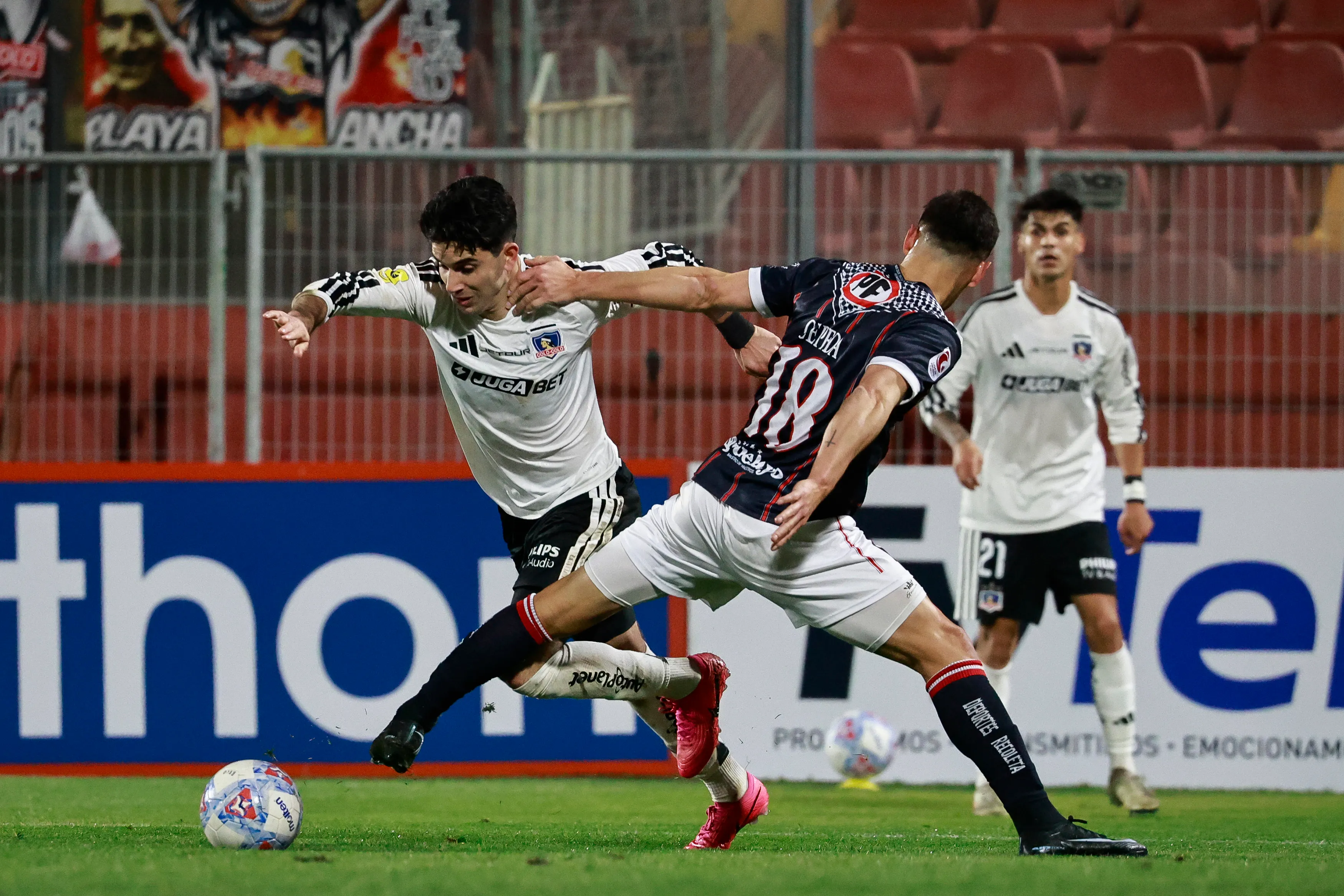 Lautaro Pastrán tiene maravillados a los históricos de Colo Colo con su alza. Foto: Photosport.