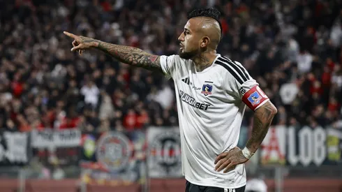 Arturo Vidal se ganó los aplausos de un histórico de Colo Colo.
