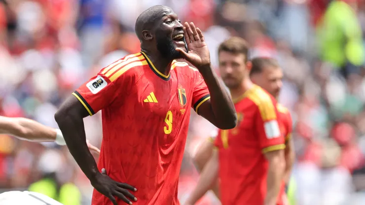 Bélgica se mide ante Irán.