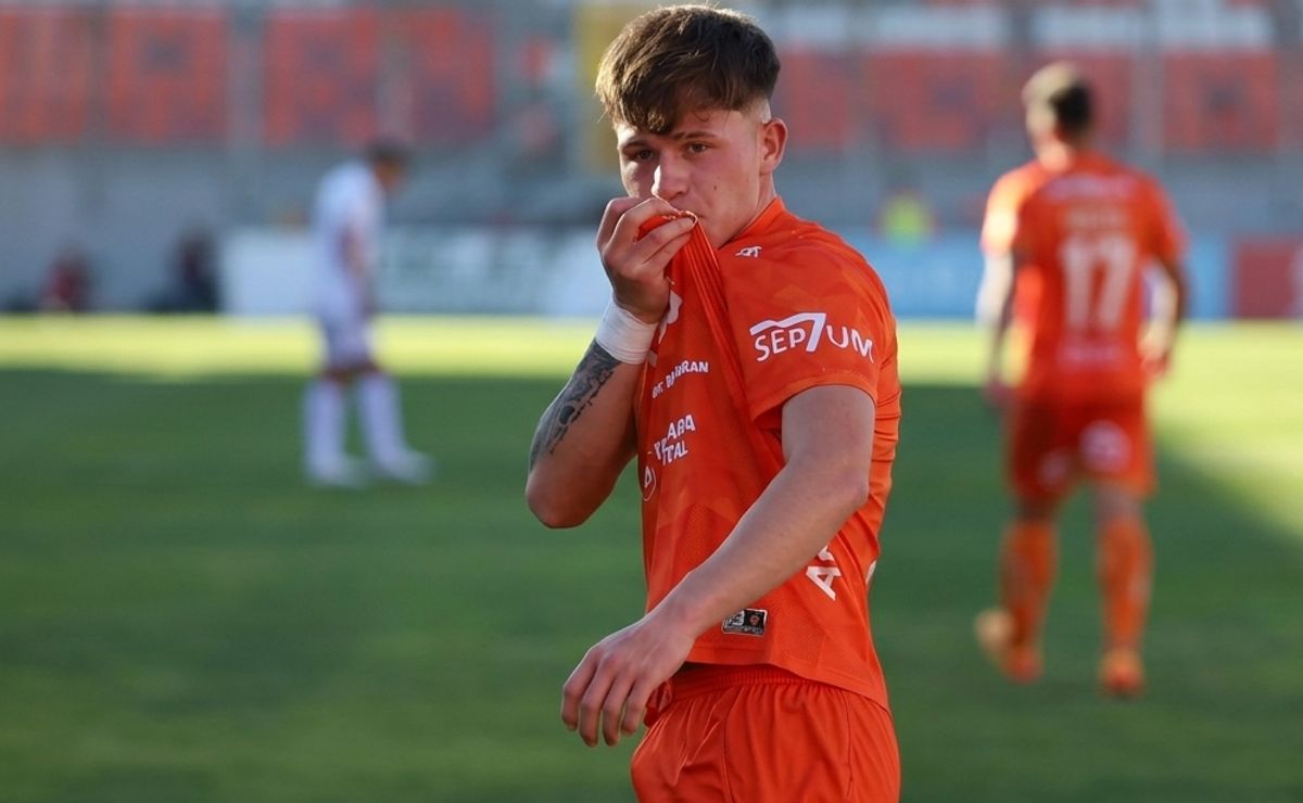 Juvenil de Cobreloa goza tras anotar su primer gol como profesional en un clásico: “Sentimientos que se viven una vez”