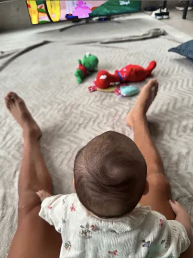 Alexis compartió con su hija Bela durante la jornada del día del padre