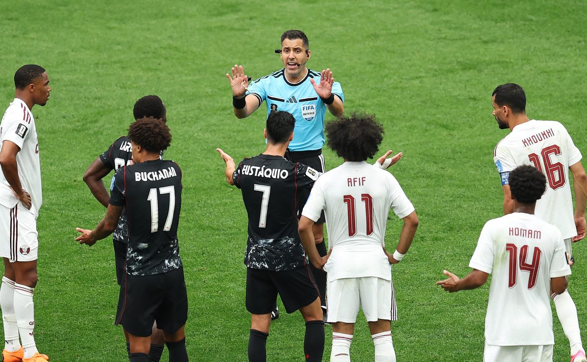 Perdonazo del Mundial 2026 a Garay: la decisión que toma la FIFA con el árbitro tras polémico debut