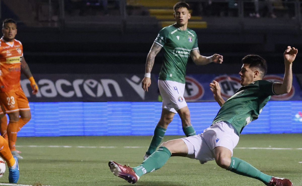 Javier Quiñones confirma interés de varios clubes tras su campaña goleadora: “Dar el salto”