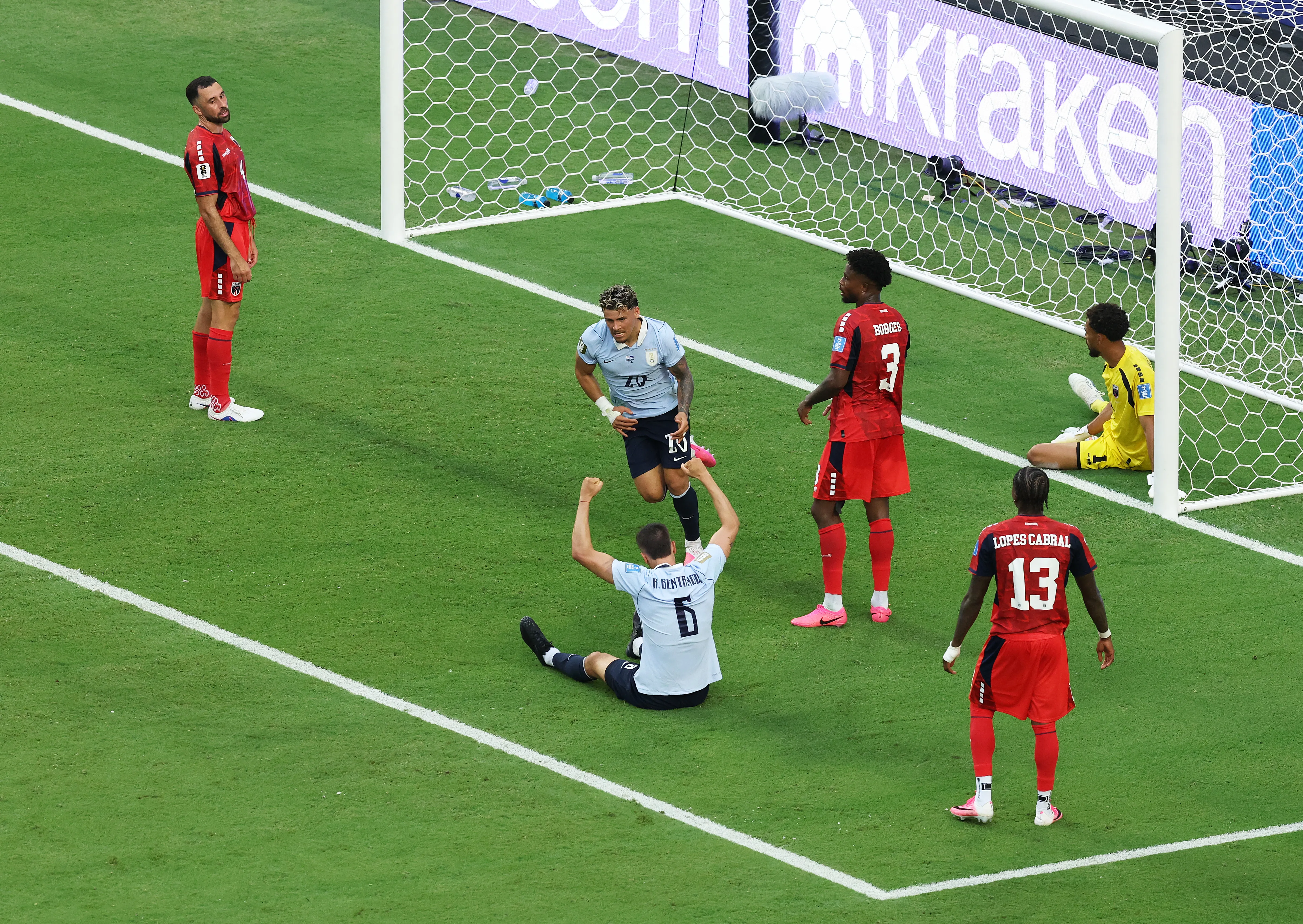 Maxi Araújo anotó el 1-1 parcial entre los uruguayos y Cabo Verde. (Molly Darlington/Getty Images).