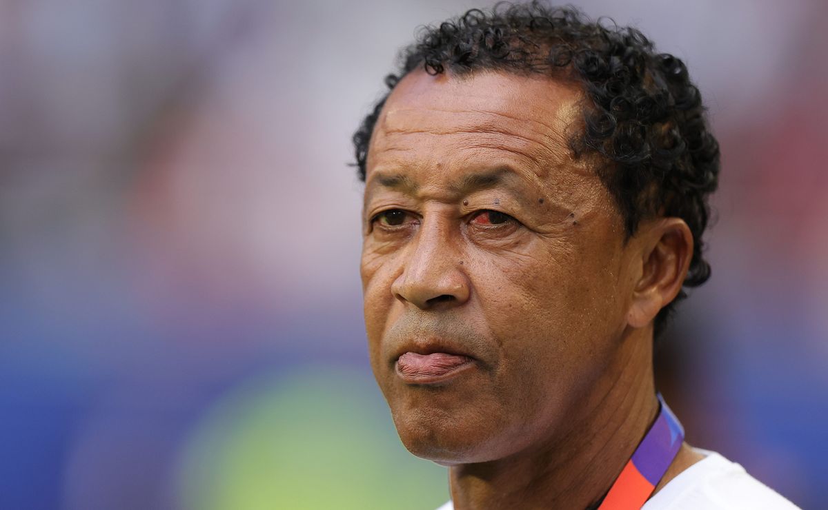 DT de Cabo Verde se decepciona de Bielsa por polémica actitud de Viñas: “Aprendimos fair play por él”