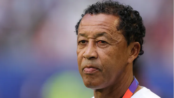 Budista criticó a Marcelo Bielsa y Uruguay.