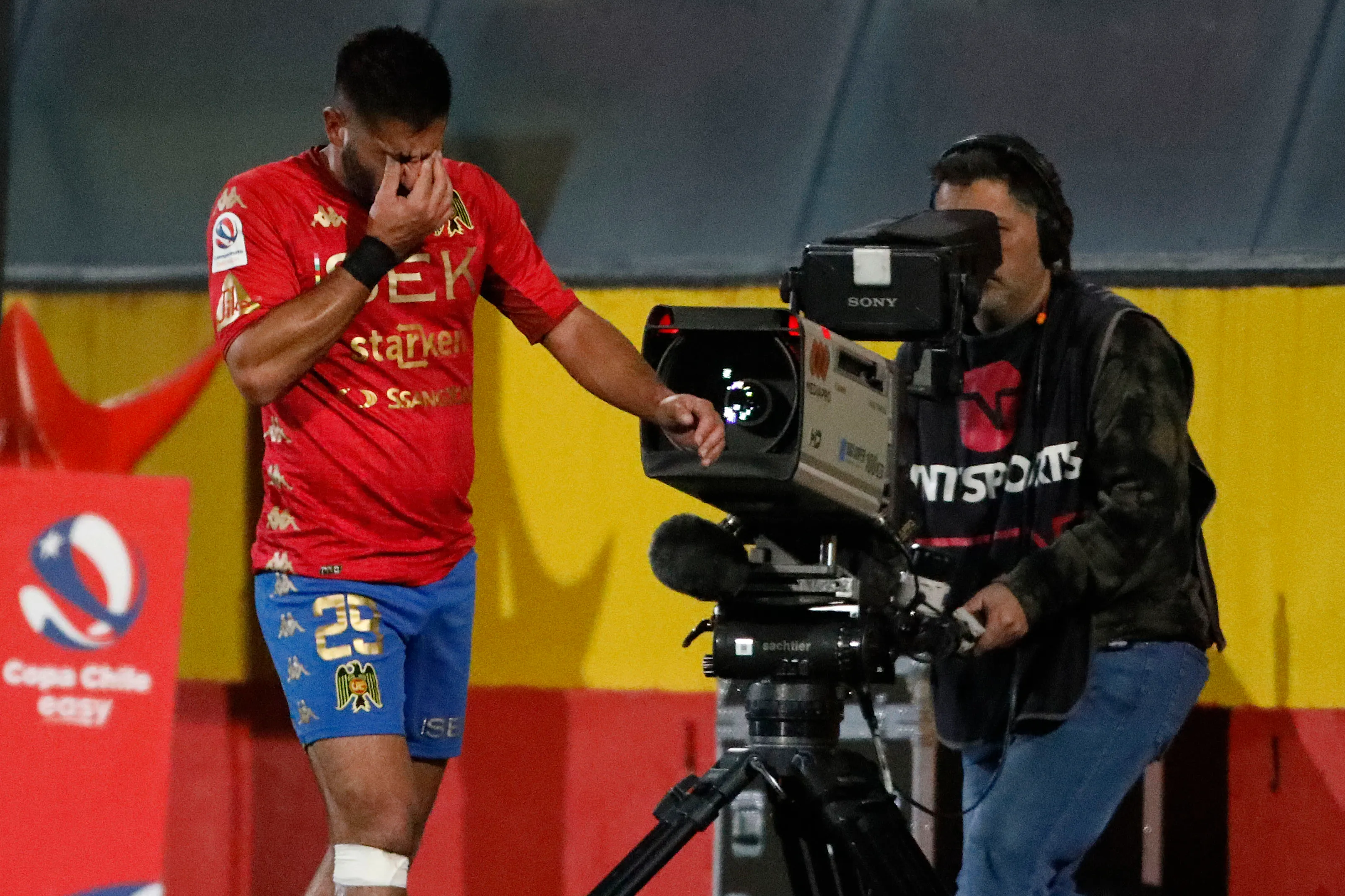 Stefano Magnasco en la Unión Española. (Dragomir Yankovic/Photosport).