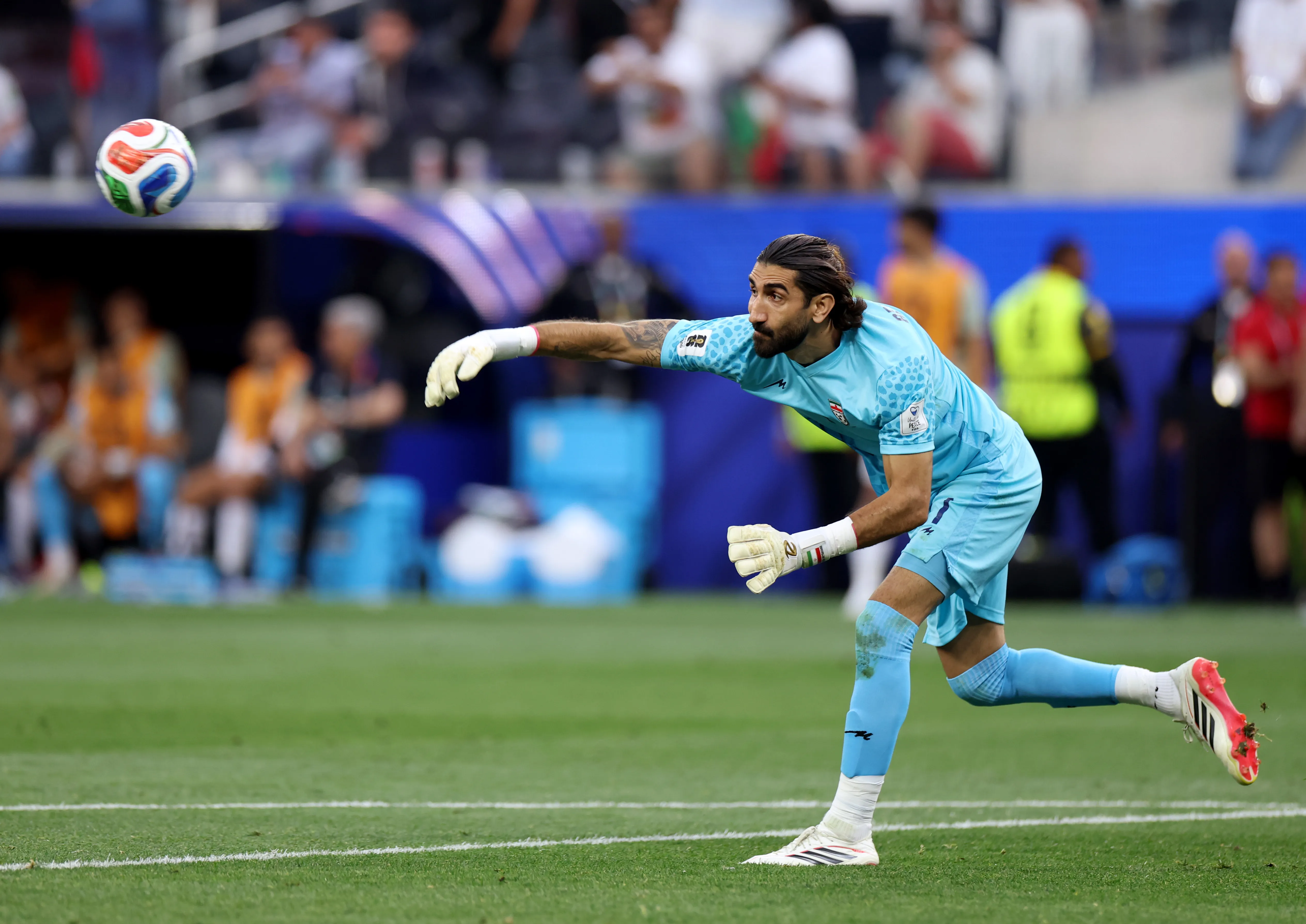 El saque con las manos más largo del mundo: obra de Alireza Beiranvand | Getty Images