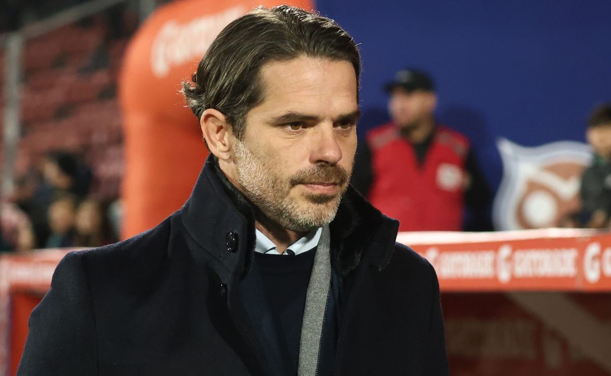 Fernando Gago es dado de alta tras infarto: el comunicado por el DT de U. de Chile