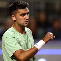 Tomás Barrios se agranda y tiene un tremendo debut en Wimbledon