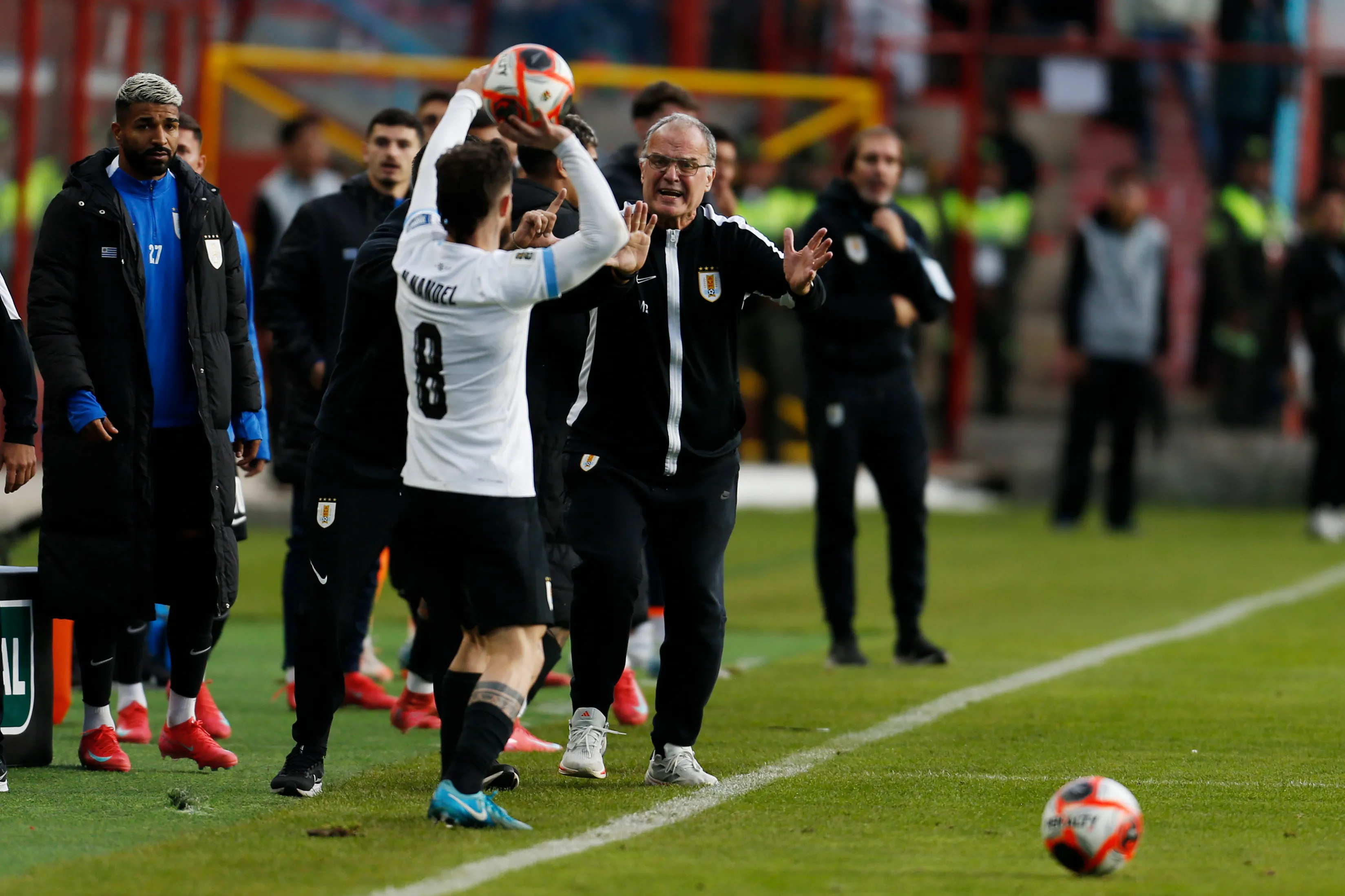 Bielsa descartó a Nández para la Copa del Mundo de 2026. (Gaston Brito Miserocchi/Getty Images).