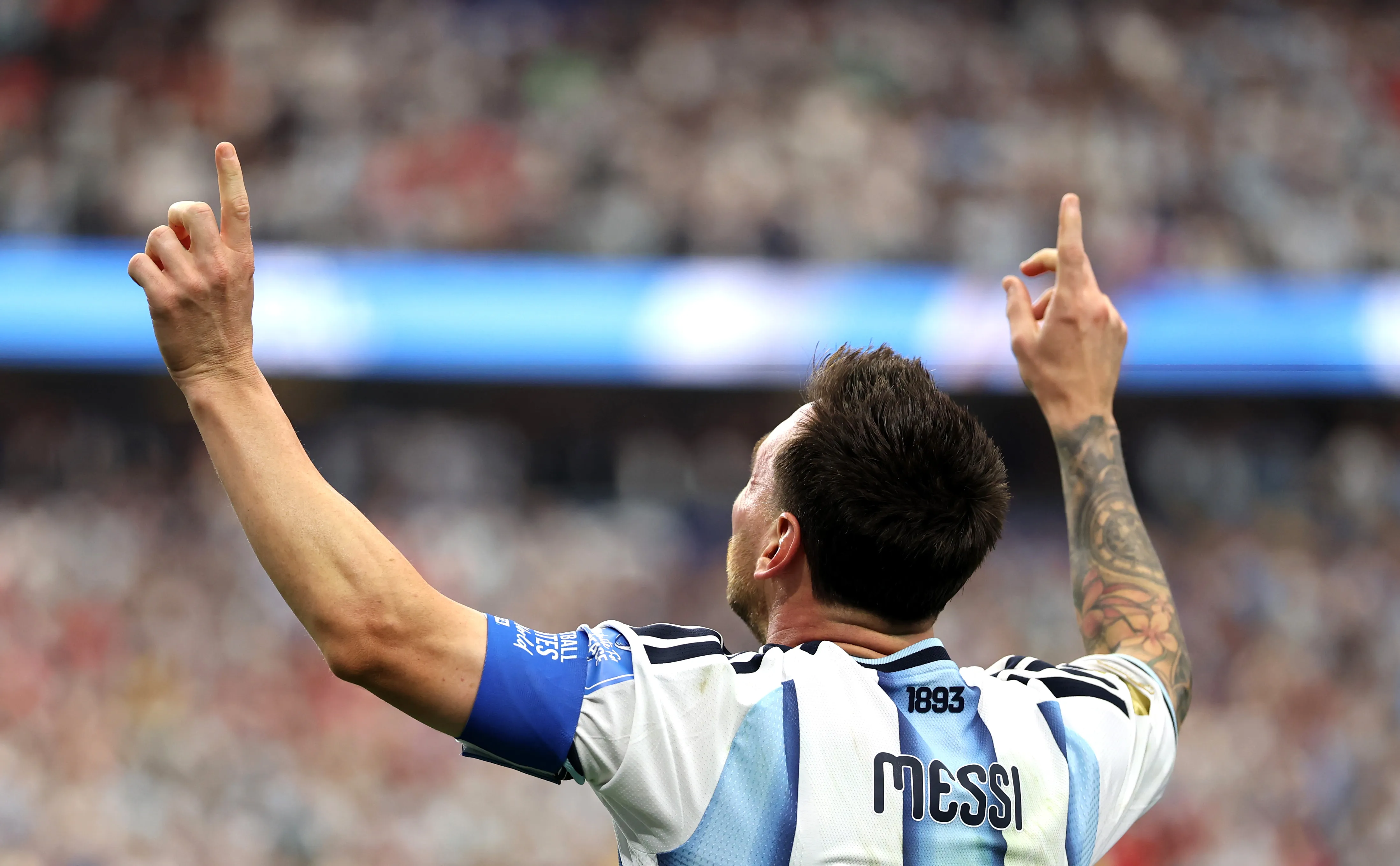 Ni el más profundo negacionismo puede llegar a poner en duda que Lionel Messi es uno de los mejores jugadores de todos los tiempos. Anotó dos goles en el triunfo de Argentina ante Austria y se echó toda una nación al hombro. INCREÍBLE | Getty Images