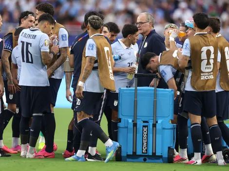 Exigen que Bielsa ponga a un lesionado en la final de Uruguay vs España