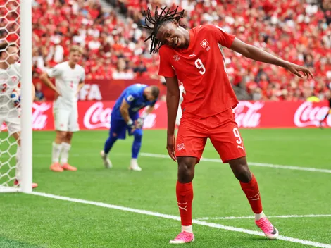 Suiza le quita a Canadá el primer puesto: Bosnia gana y espera