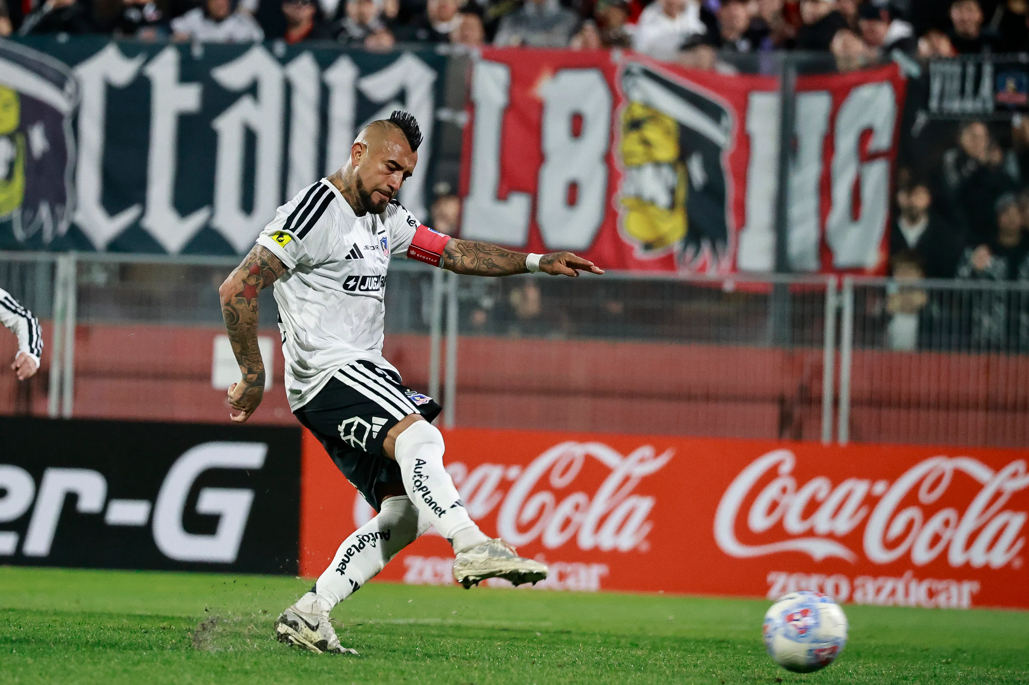 Arturo Vidal no suelta la titularidad en Colo Colo. Foto: Diego Martin/Photosport