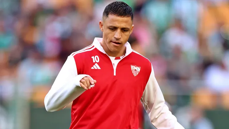 Alexis Sánchez aún no renueva su contrato con Sevilla.