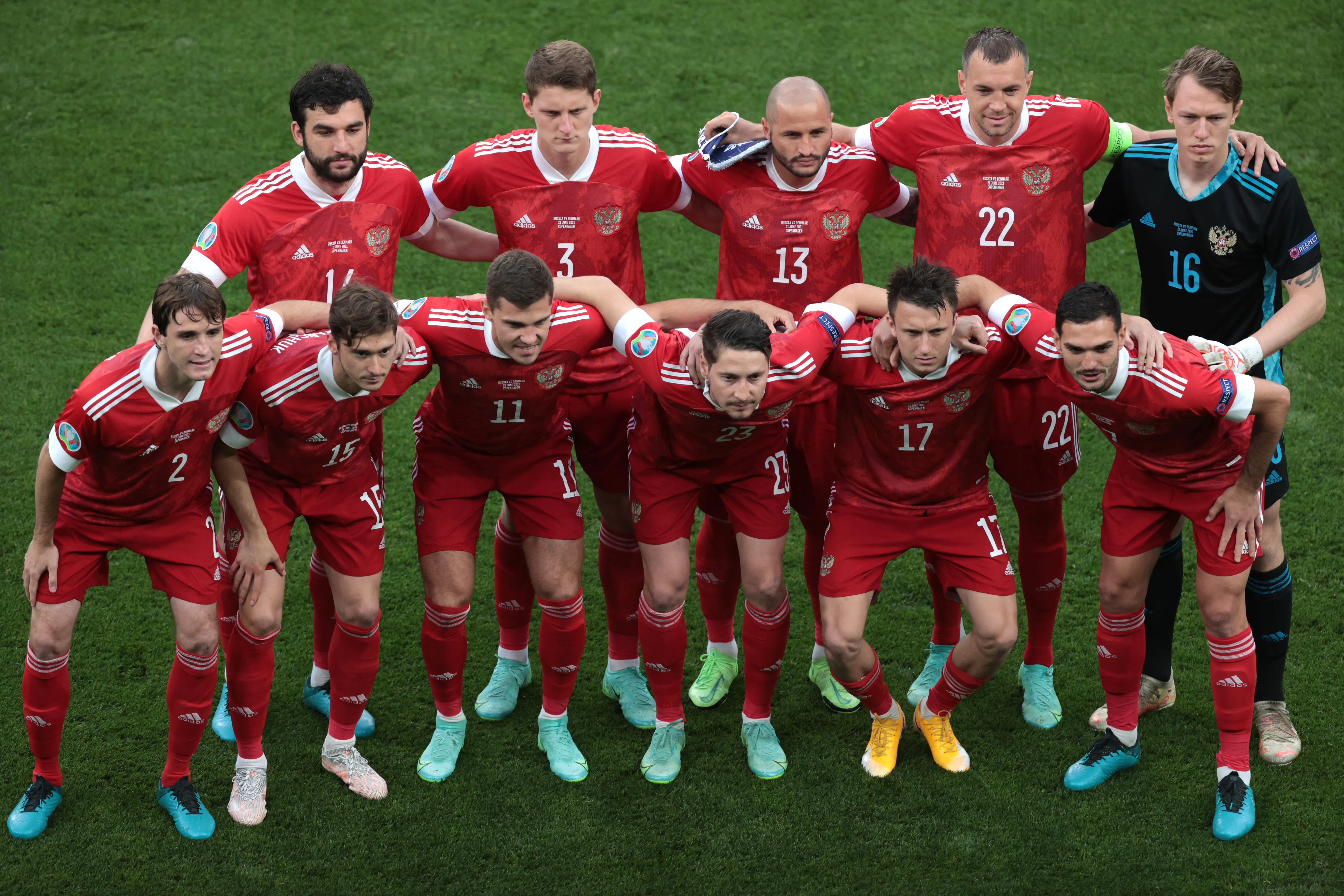 La selección de Rusia en estos últimos años apenas ha jugado algunos amistosos para mantenerse compitiendo. Sin ir más lejos, ni siquiera pudo luchar por clasificar al Mundial 2026. | Foto: Getty Images. 