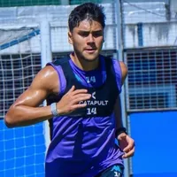 Confirman que Pizarro no sigue en Racing: el club no sabe qué hacer