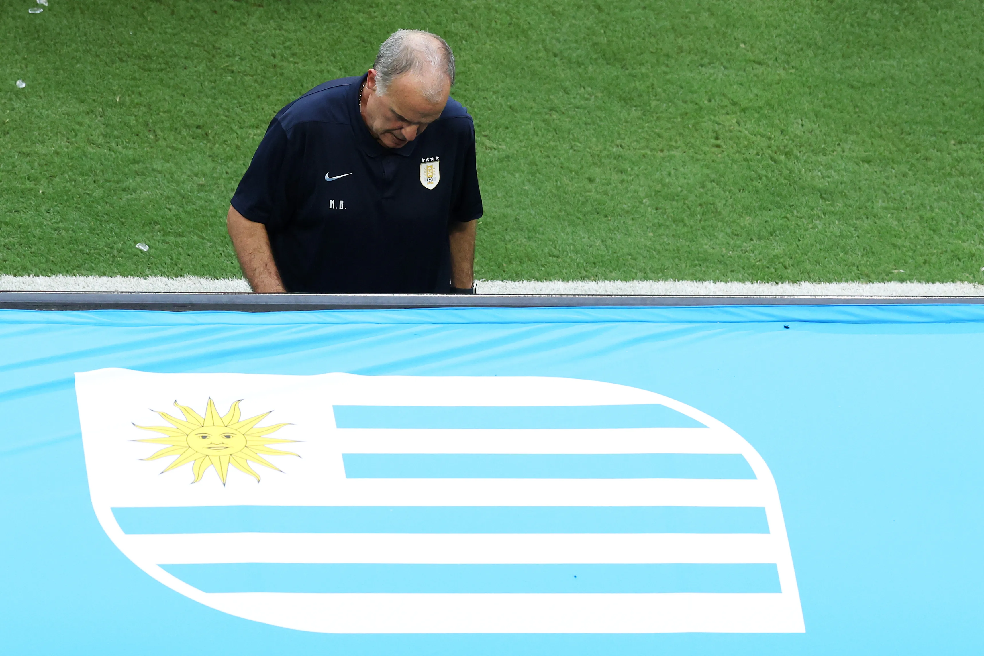 Marcelo Bielsa con Uruguay enfrentará un duelo crucial esta noche ante España por seguir vivos en este Mundial 2026. | Foto: Getty Images. 