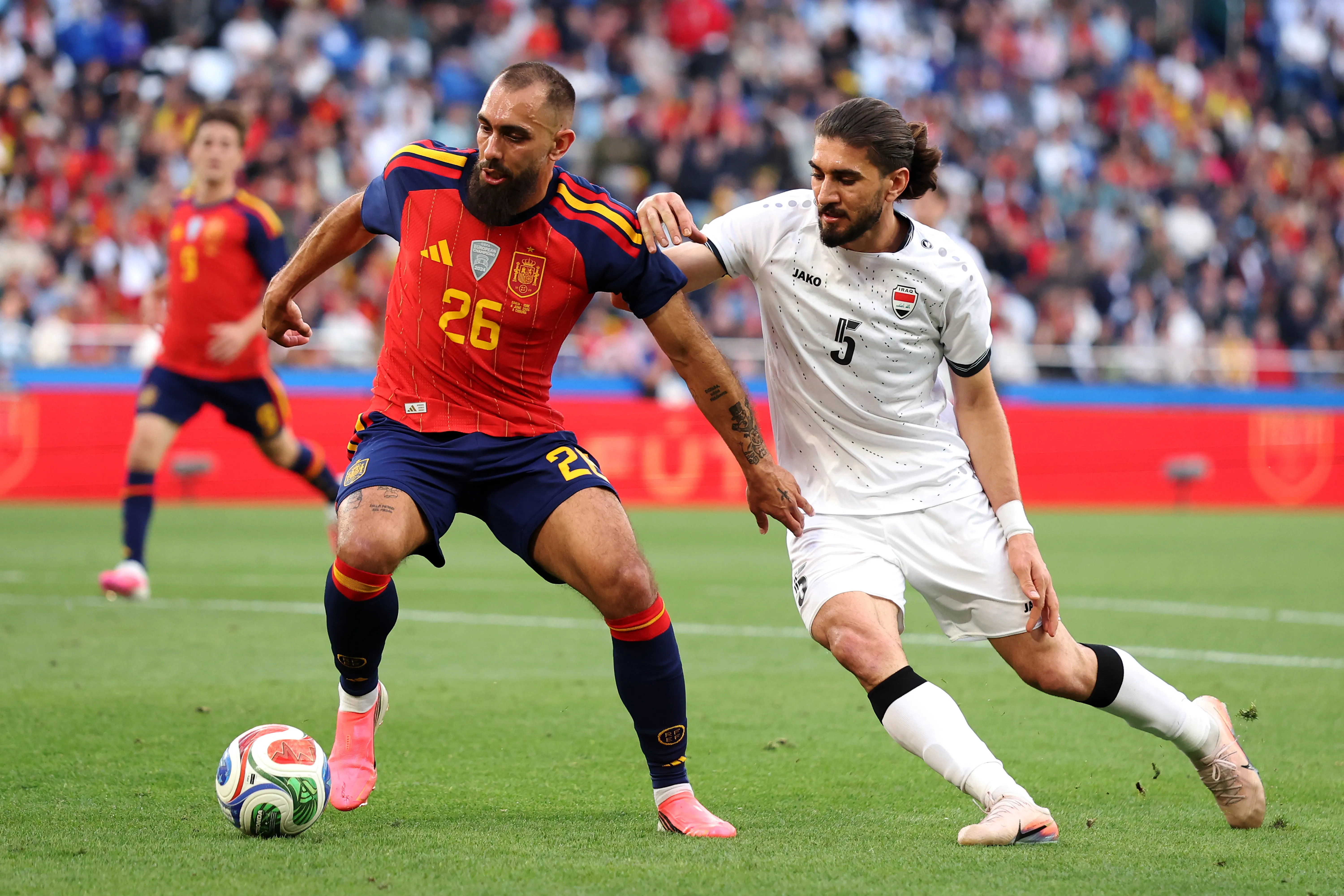 Borja Iglesias cuestionó la realización de la pausa de hidratación (Photo by Florencia Tan Jun/Getty Images)