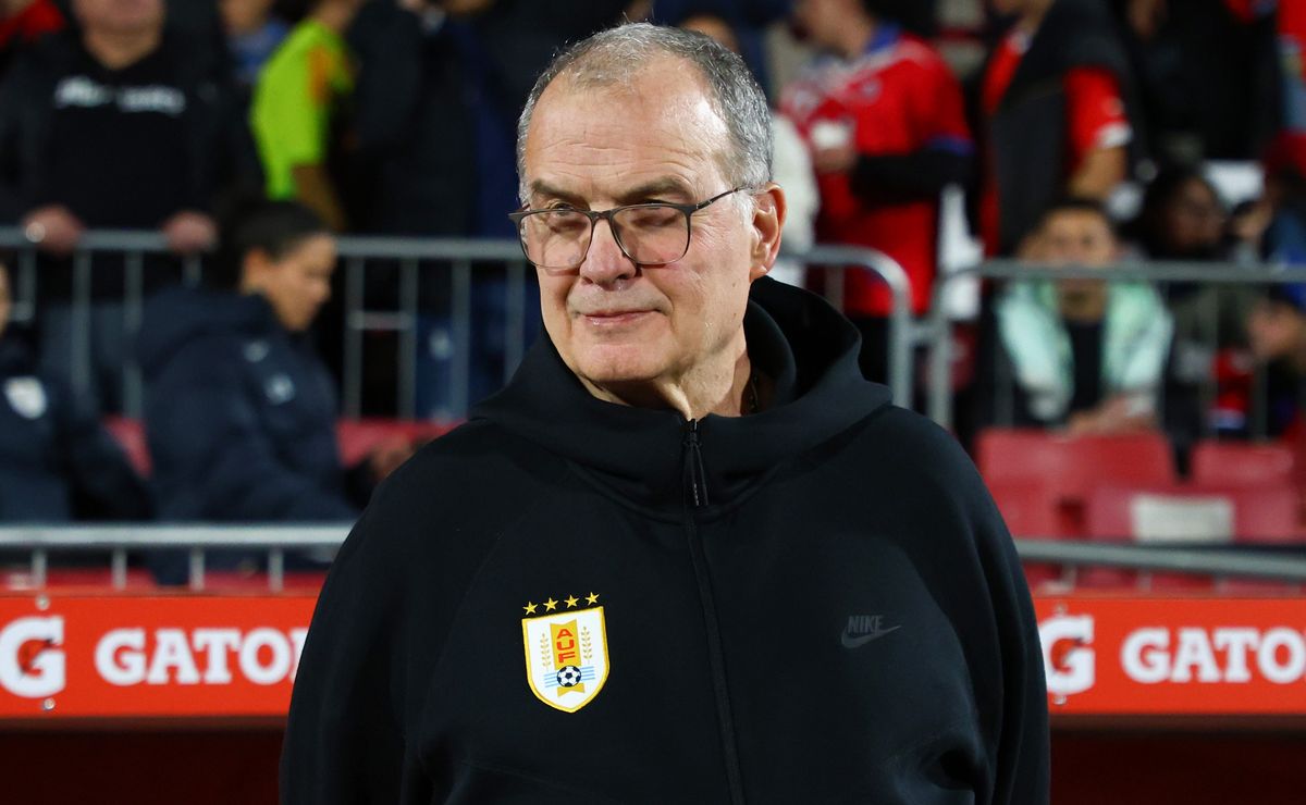 Dos exdirigidos de Marcelo Bielsa lo llaman de vuelta a la Roja: “Hay jugadores”