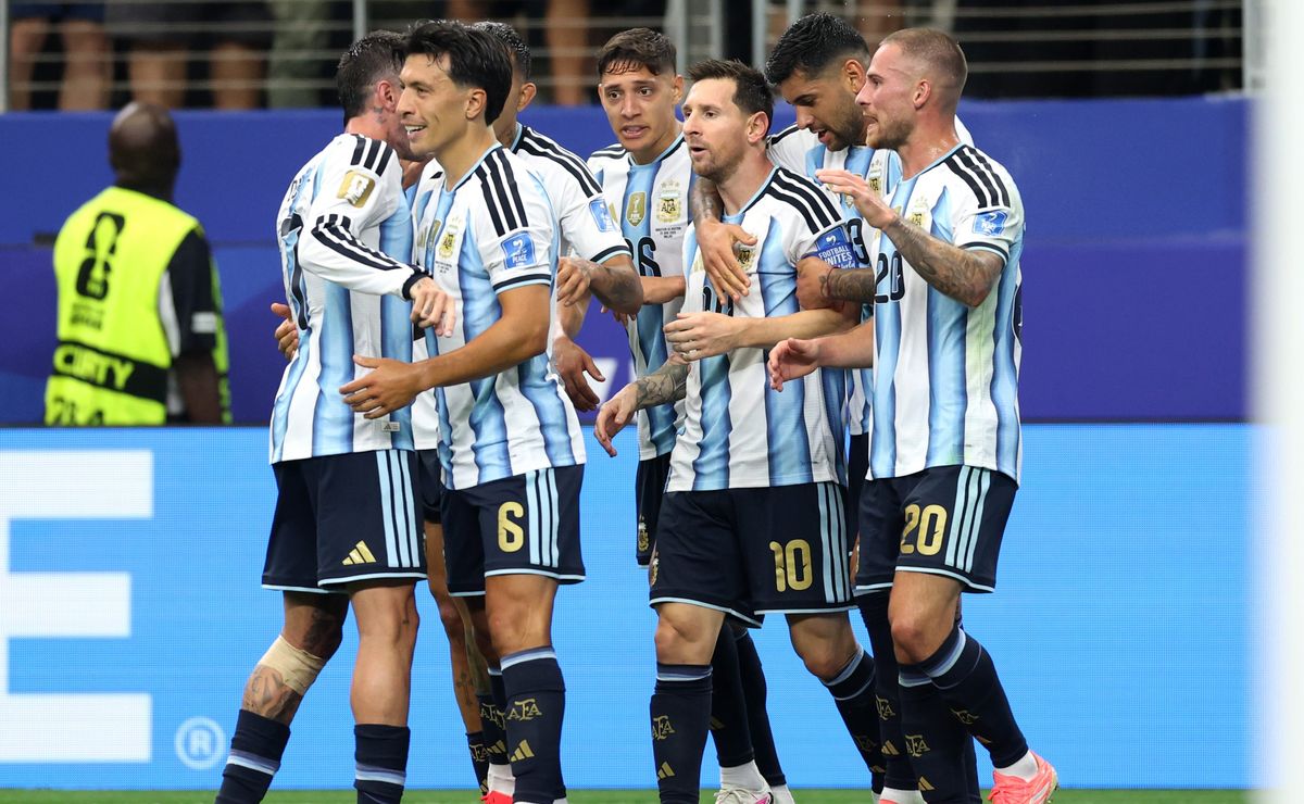 Periodista argentino reconoce que la Albiceleste la tiene facilita en el Mundial: “Pinta interesante”