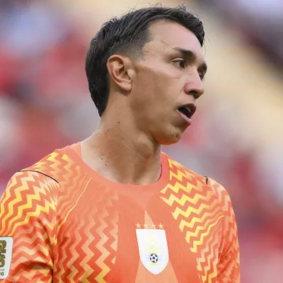 Bielsa desclasifica la insólita razón por la que cambió a Muslera