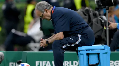Ex mundialista le pega a Bielsa: "Contaminó el ambiente"