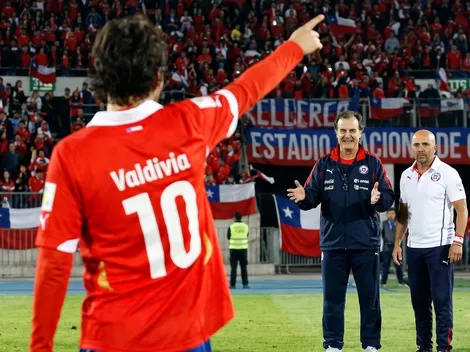 En su peor semana: Valdivia elige al mejor entre Bielsa y Sampaoli