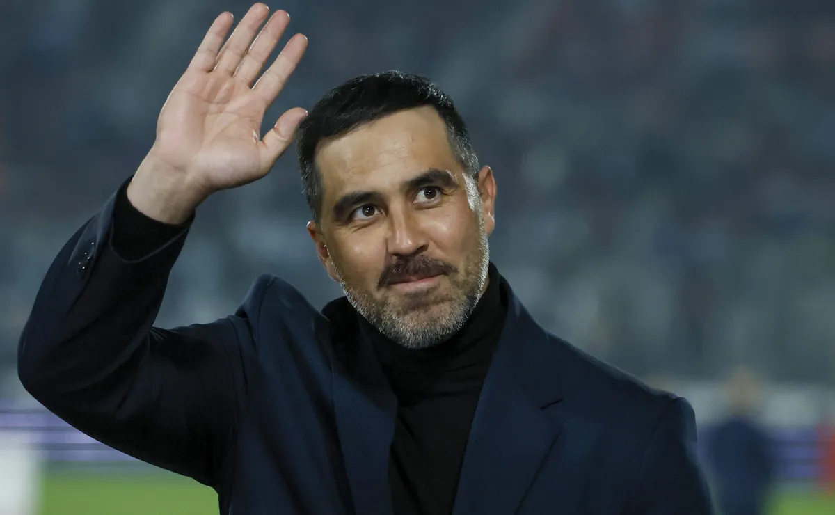 Claudio Bravo elige nuevo candidato para arco de La Roja