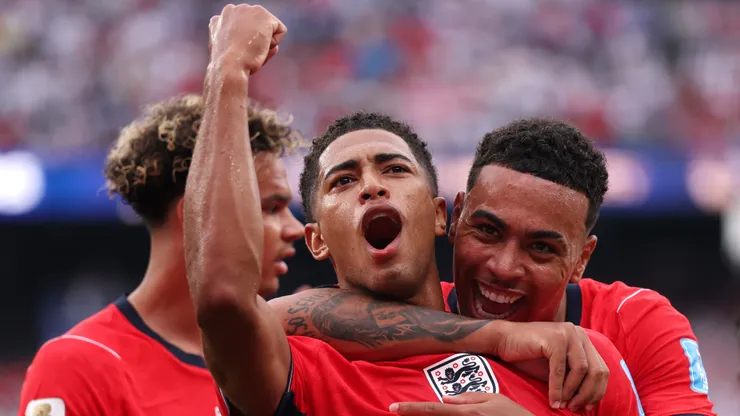 Bellingham marcó el primero de Inglaterra.