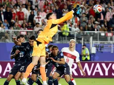 Paraguay acude a ex Colo Colo para derrotar a Alemania en el Mundial
