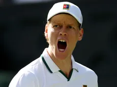 Jannik Sinner se salva de un nuevo papelón en Wimbledon