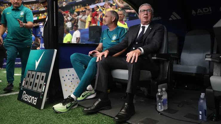 Carlo Ancelotti en su trono.
