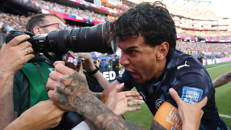 El capitán paraguayo fue uno de los que anotó su remate en la emocionante tanda de penales vs los teutones.