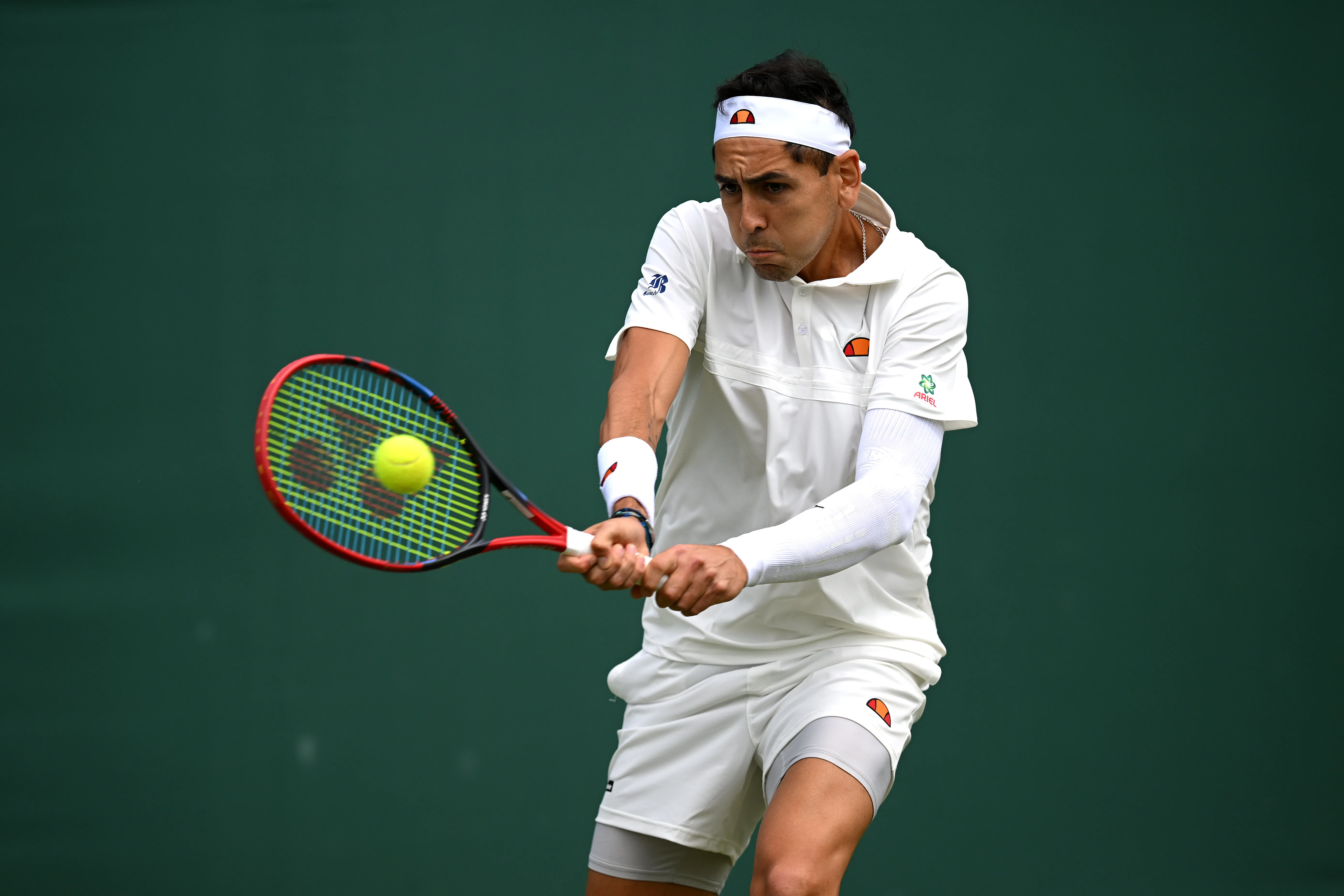 Alejandro Tabilo perdió feo en Wimbledon. (Photo by Matthias Hangst/Getty Images)