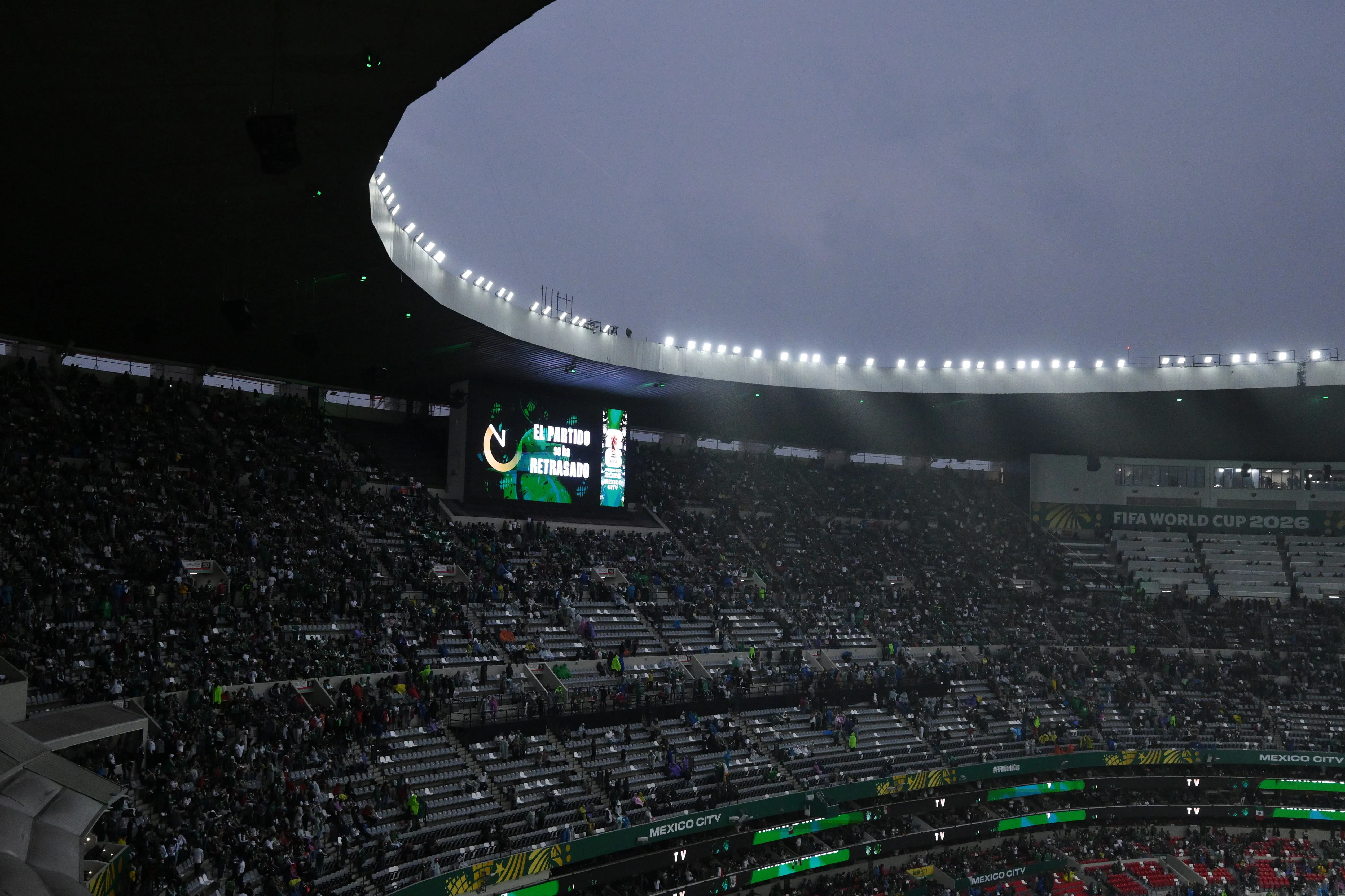 El estadio Azteca está lleno esperando el partido de México vs Ecuador. (Photo by David Ramos/Getty Images)