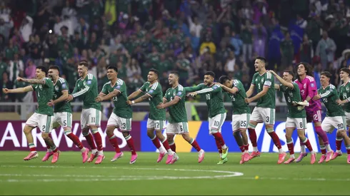 México celebra haciendo el trencito