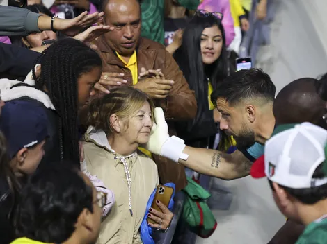 Jugó en la U, lo eliminaron del Mundial y renunció a su selección