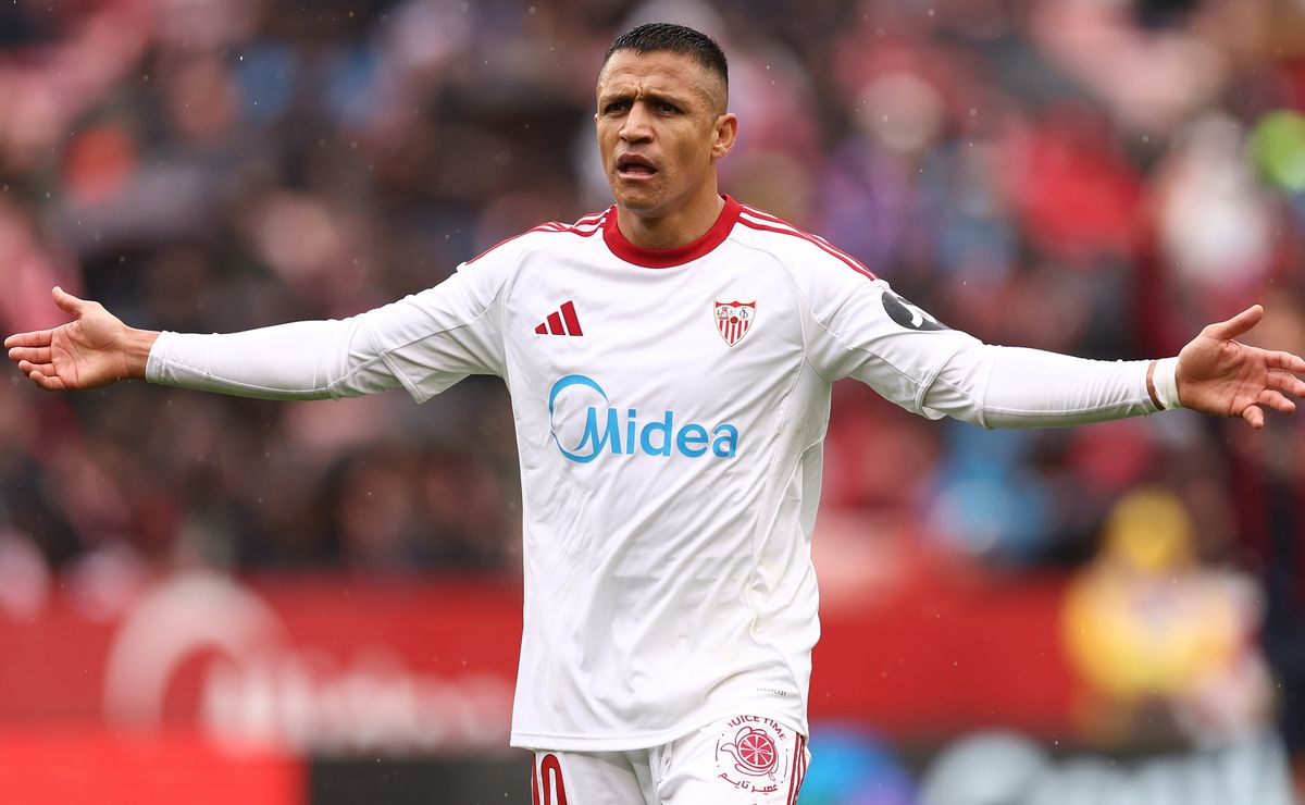 ¡Se le reabre el camino a U de Chile! Alexis Sánchez no sigue en Sevilla: se cayó la renovación